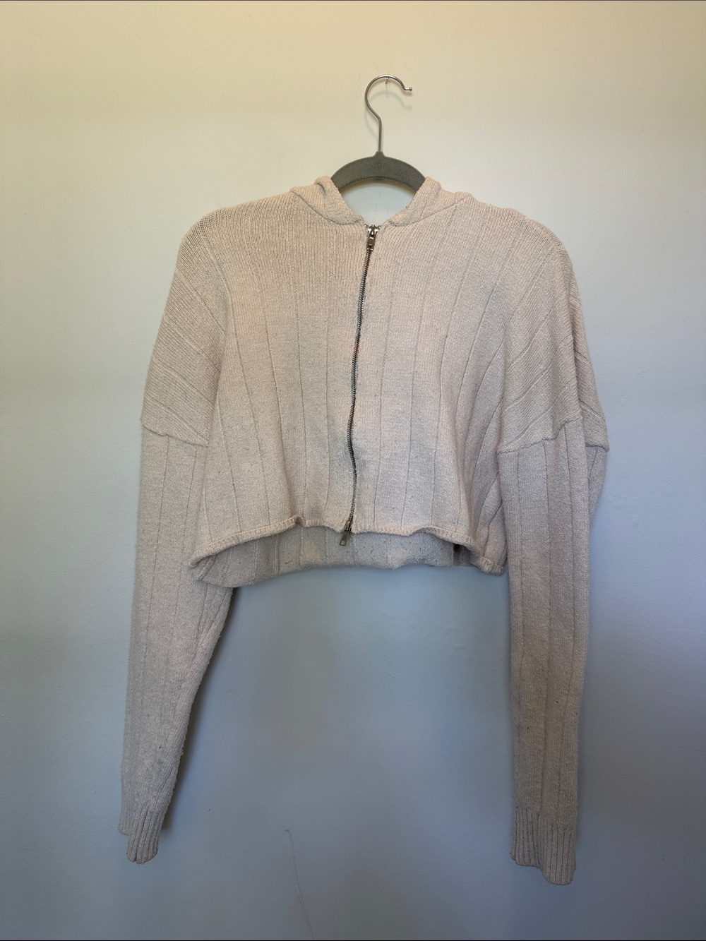 Pacsun Cropped Knit Zip Hoodie in Cream